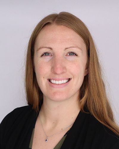 headshot of Geena Brady Mocniak, PT, DPT, OCS