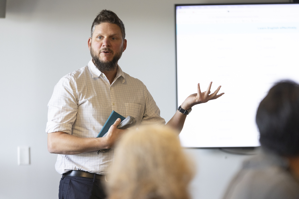 Carl Gelderloos, associate professor of German Studies in the Department of German and Russian Studies, introduces Rankin to a group in the Alpern Conference Room on Wednesday, Sept. 27, 2023.