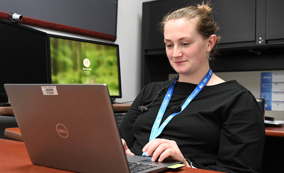 A Department of Energy internship turned into a full-time job for Danielle Ferreira ’23.