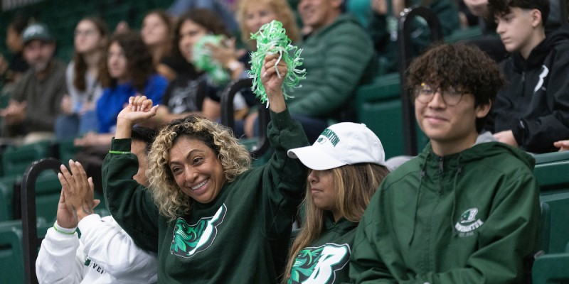 Students and families displayed their Binghamton spirit at Family Weekend Lunch and Baxter’s Spirit Celebration on Saturday, Oct. 7.