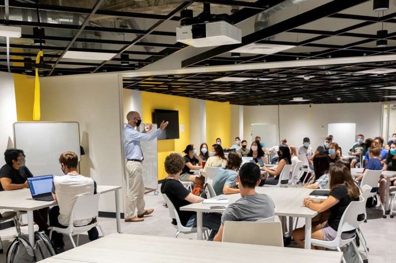 James Pitarresi, vice provost at the Center for Learning and Teaching and Upinder Dhillon, dean of the School of Management, teach the Innovative Scholars at the new classroom in the Innovation Lab at the Glenn G. Bartle Library.