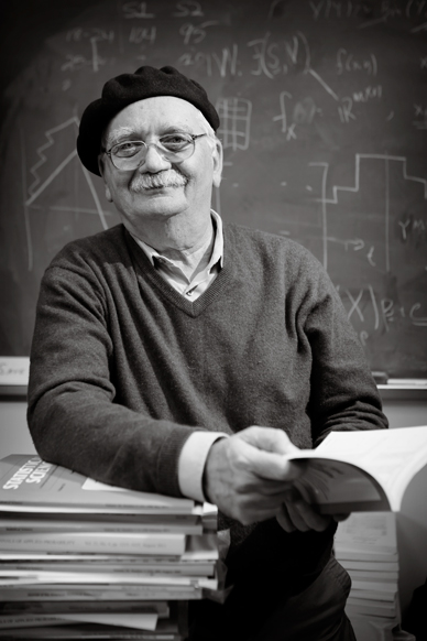 Distinguished Professor of Mathematical Sciences Shelemyahu Zacks