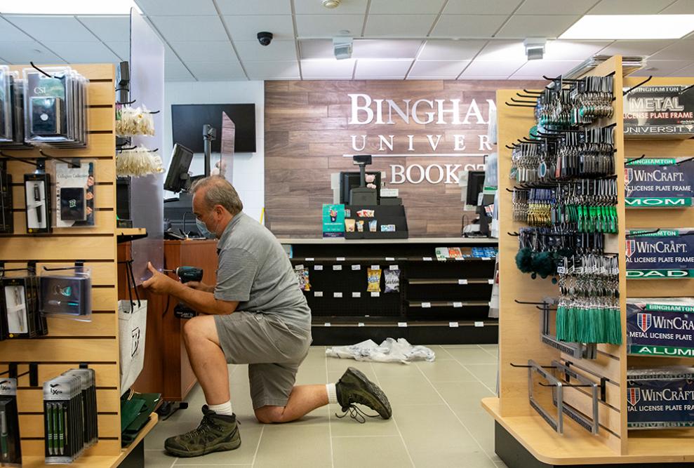 Preparing the bookstore 