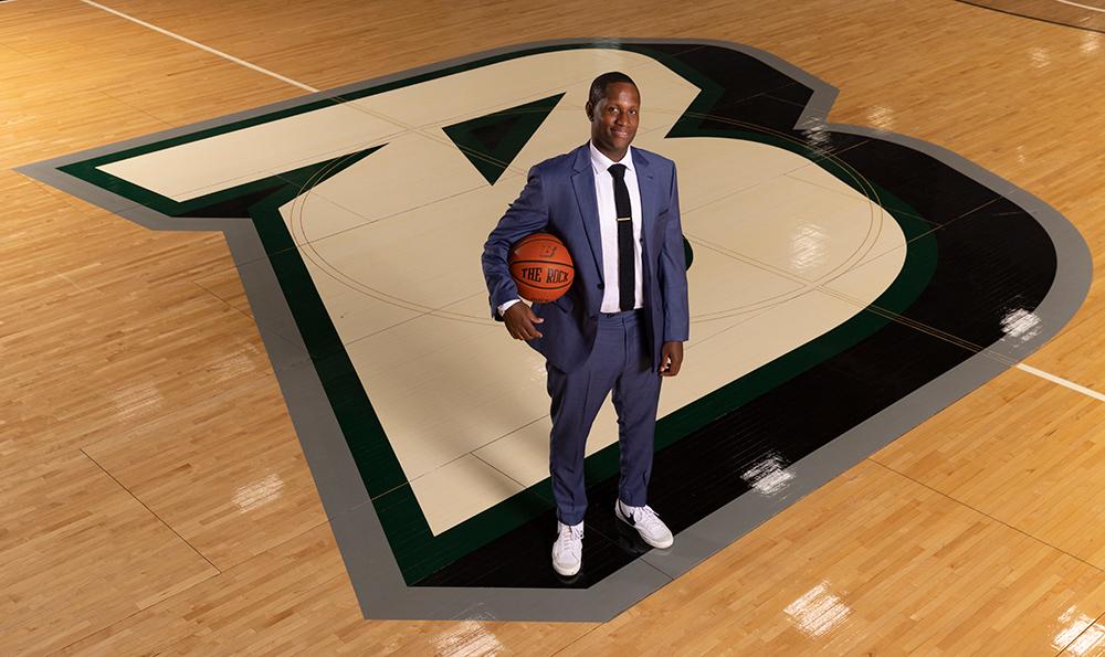 Levell Sanders: Leading the charge for the men’s basketball team